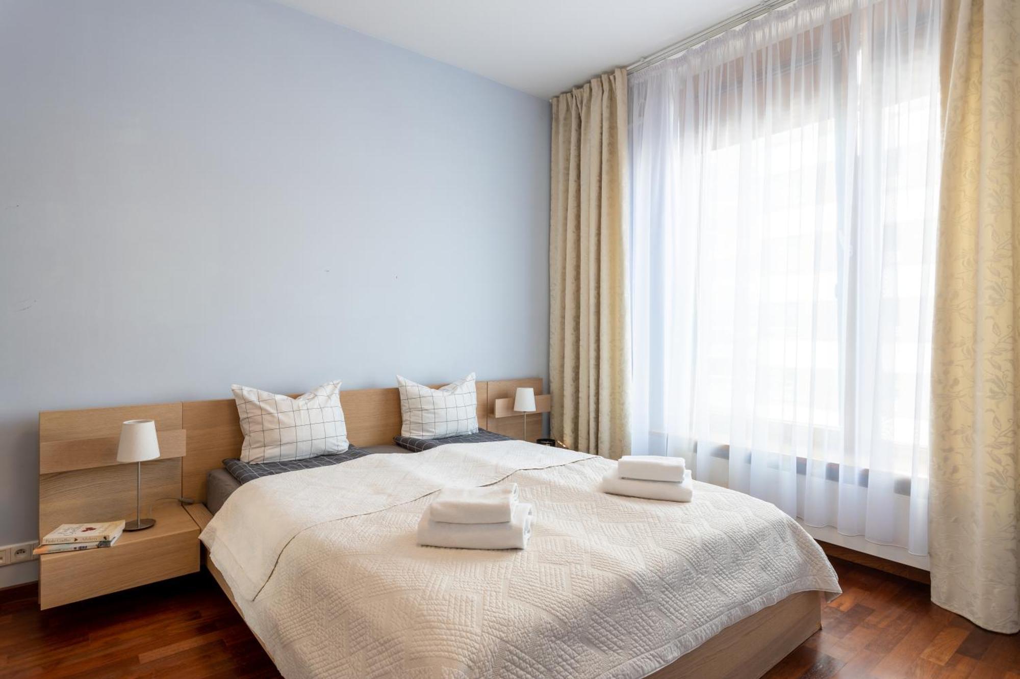 Apartment - Great Location- - Stawki *