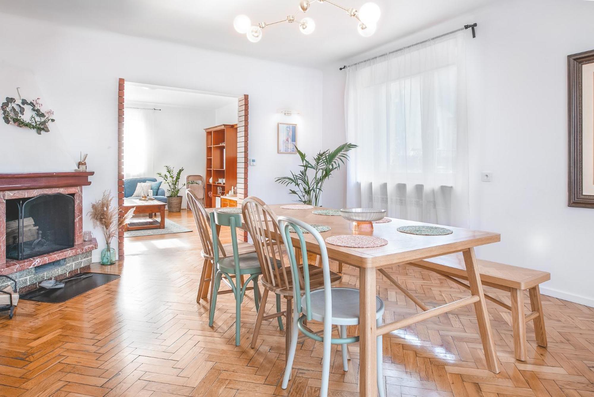 Tuyo Casa Sarabandy Warsaw