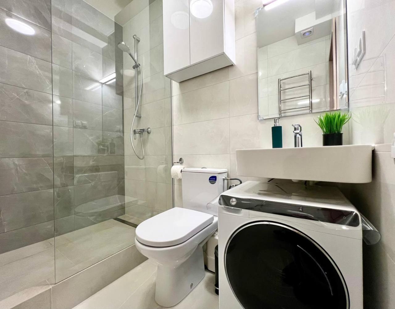 Apartment K22 Chopin Airport C *