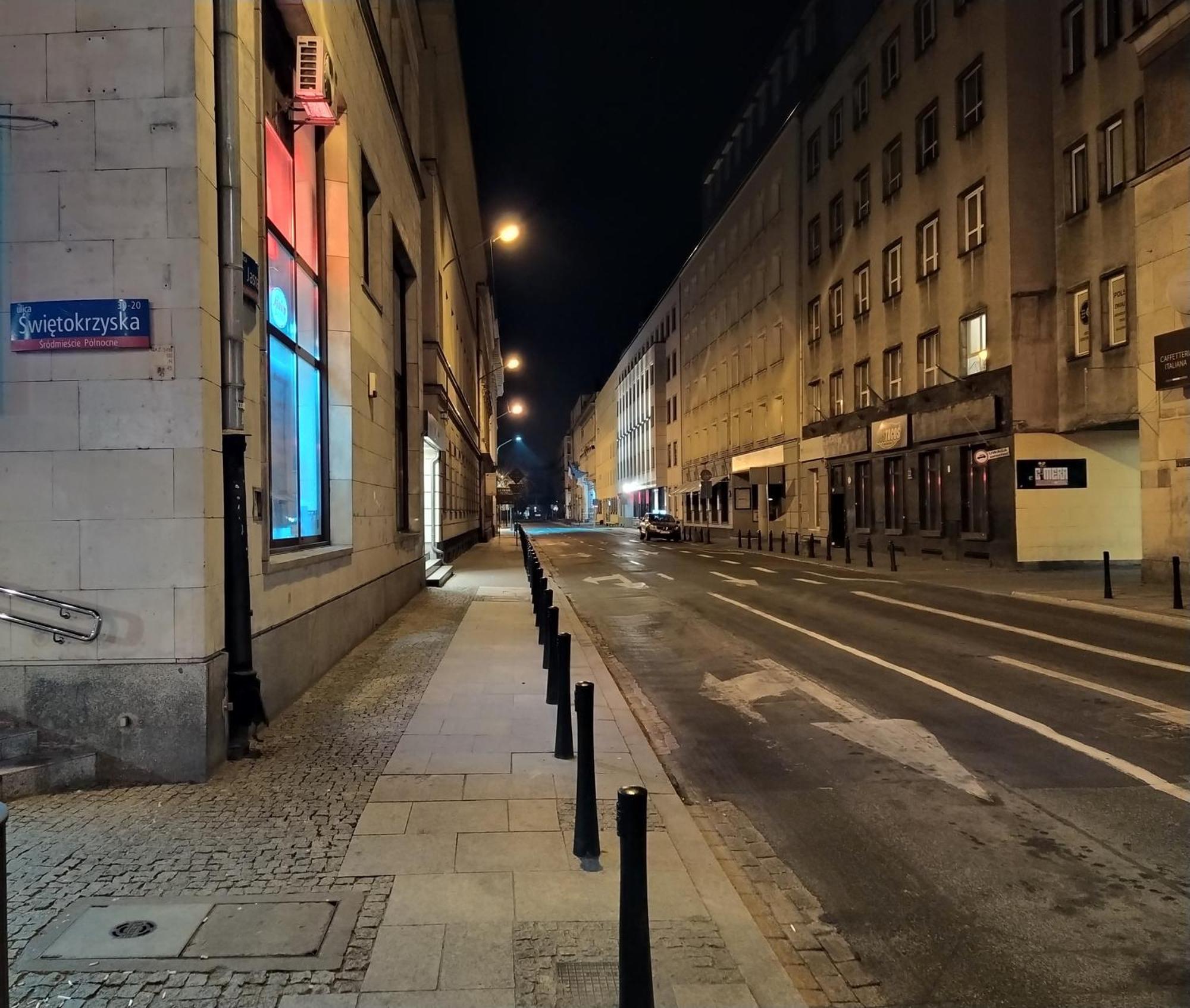 Feelharmony Jasna - Metro Swietokrzyska Căn hộ Warsaw
