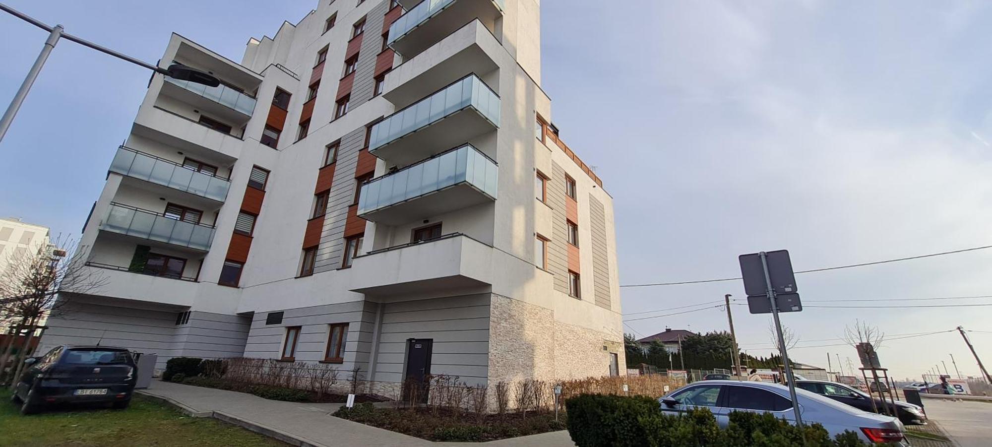 Apartment Metro Modern