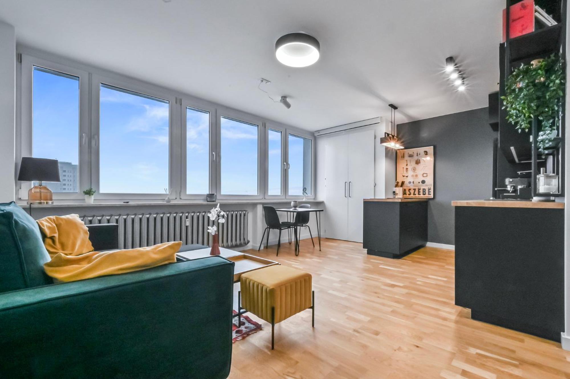 Rentplanet - Komorska Apartament Warszawa