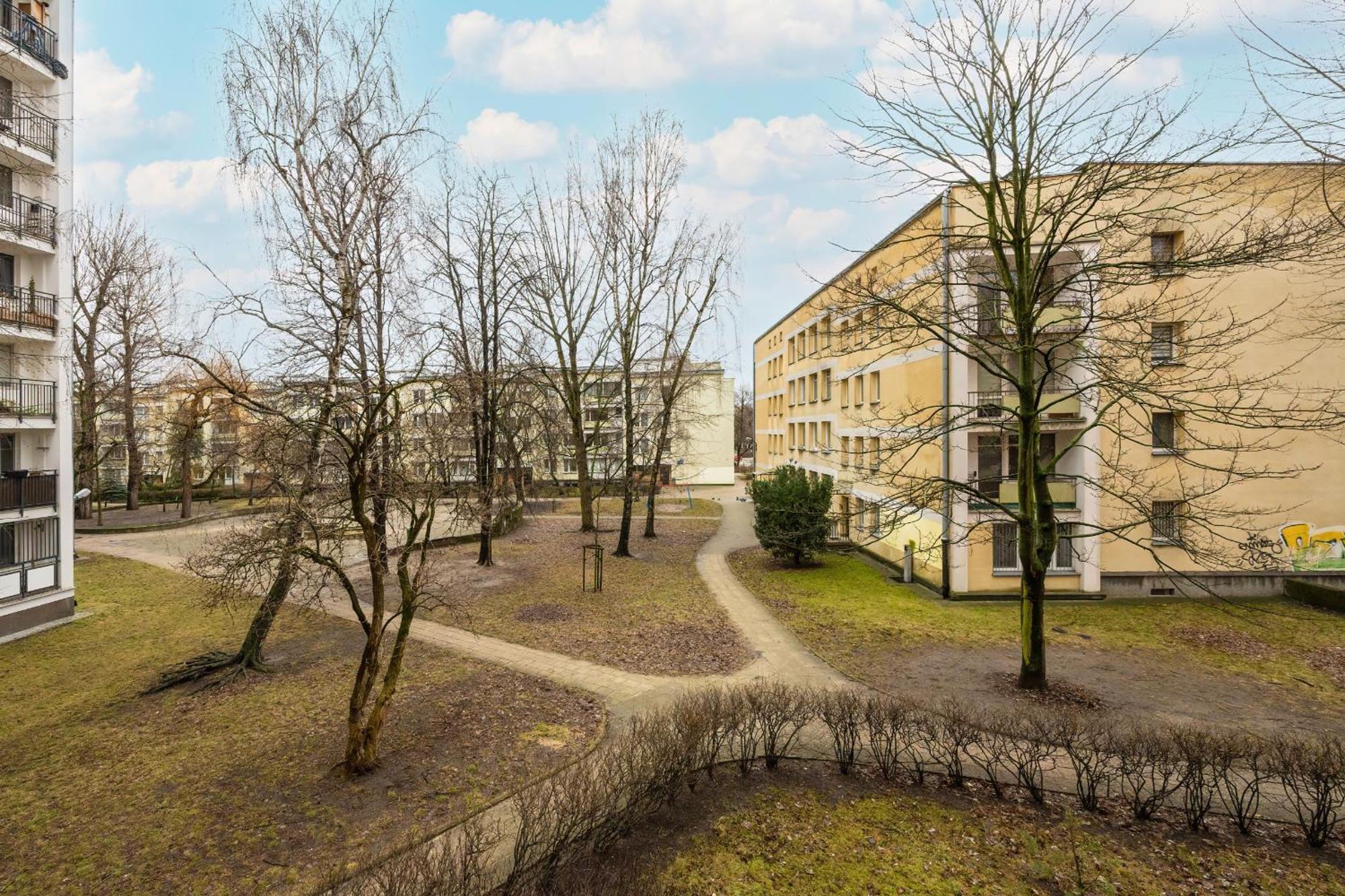 Apartment Beautiful & Bright Walowa With Balcony By Renters Warsaw