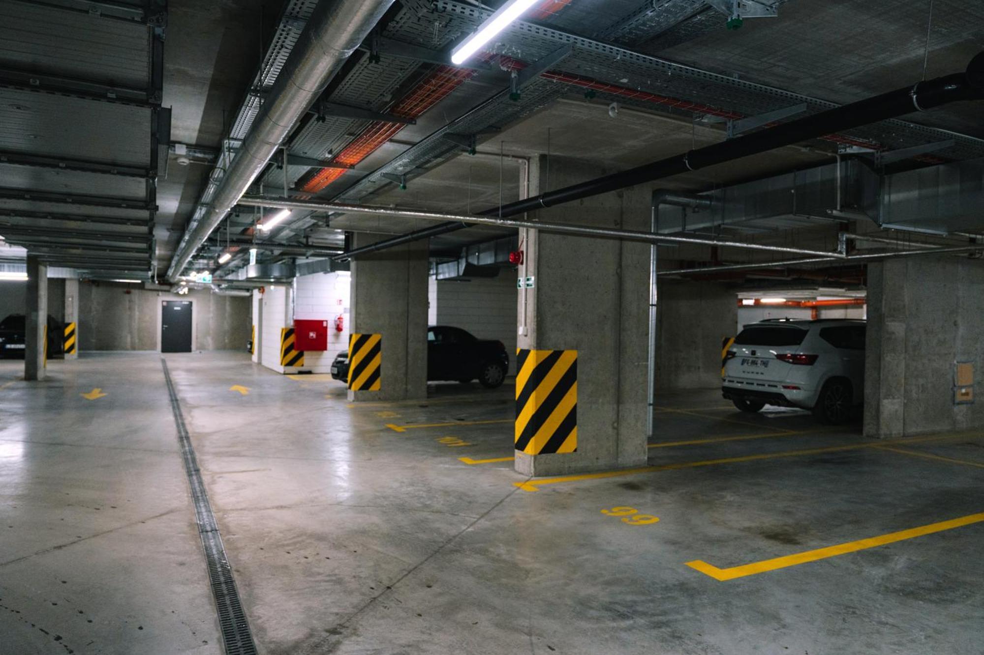 Rakowska Comfort With Parking By Rentujemy *