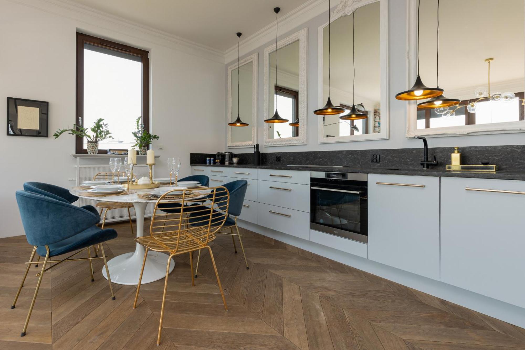 Royal Garden In Wilanow By Renters Prestige *