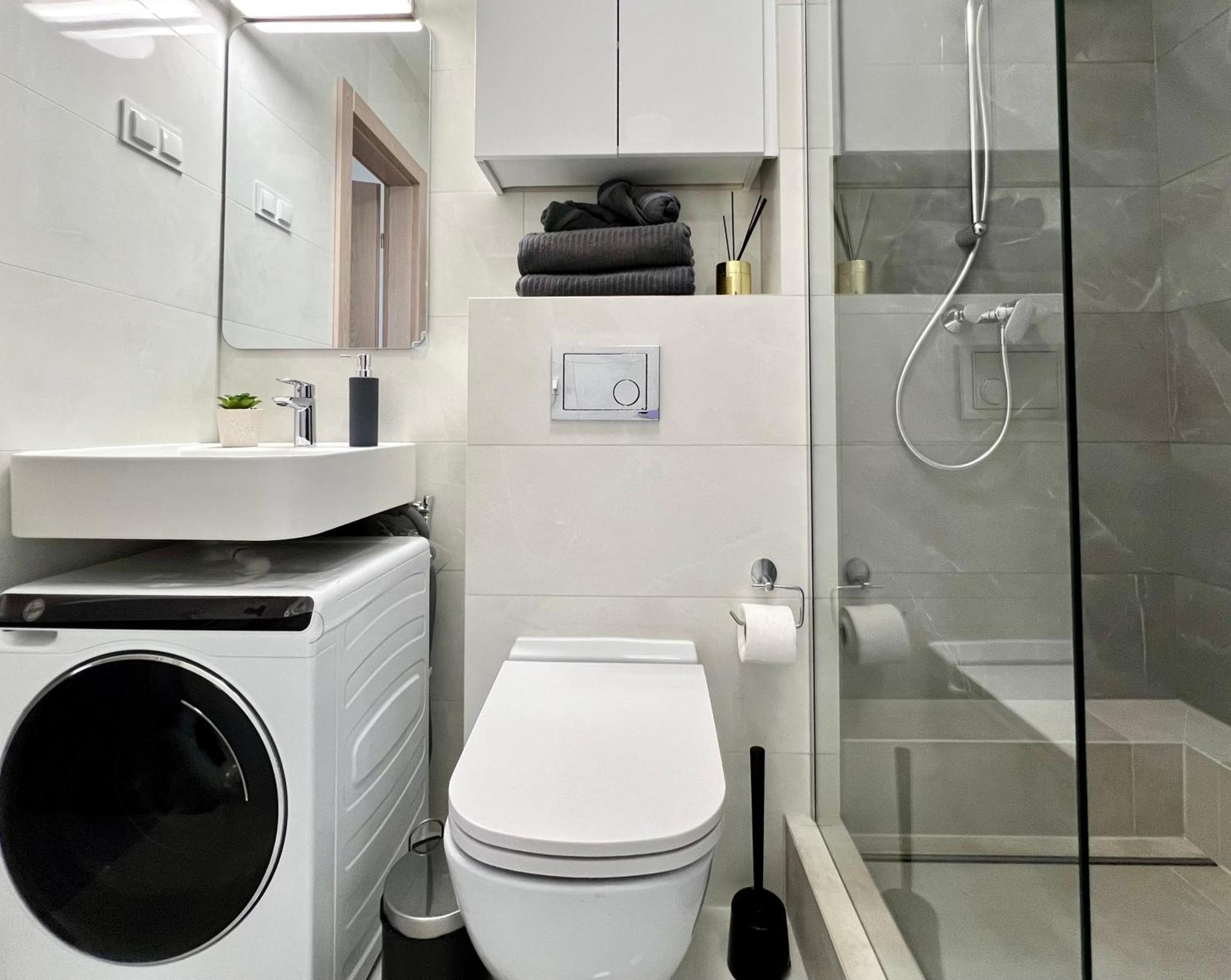 K22 Airport Chopin B Apartment *
