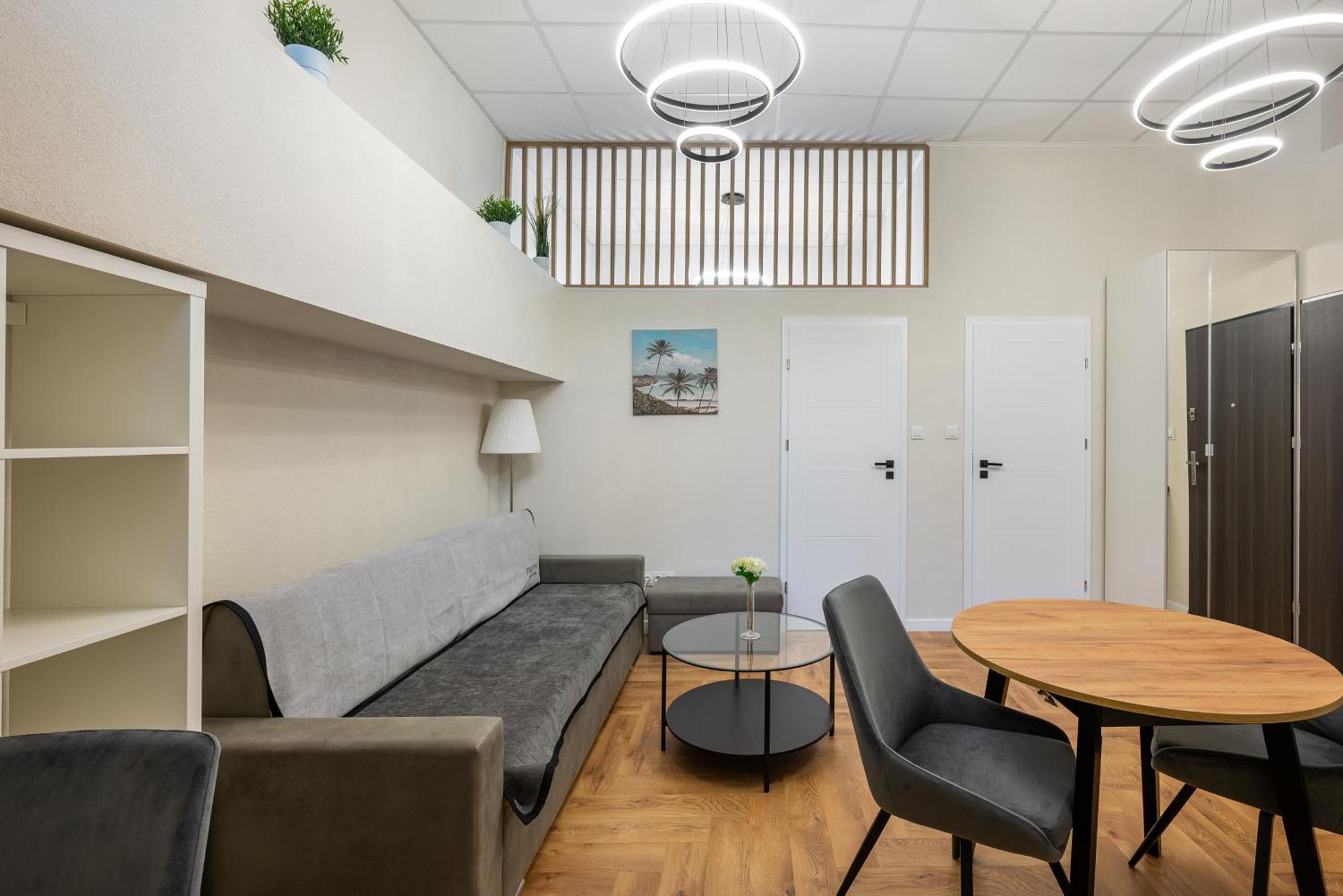 Apartment Humblebee Nest Muranow