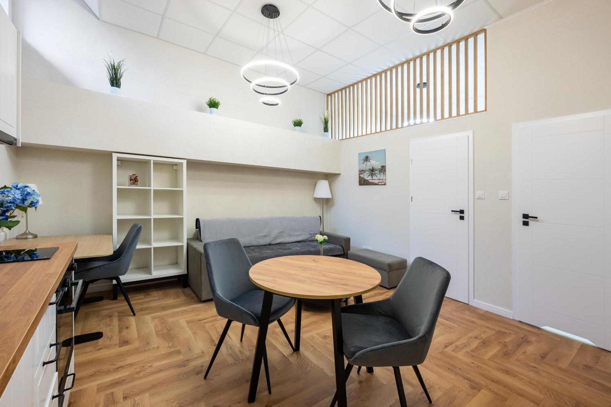 Apartment Humblebee Nest Muranow *