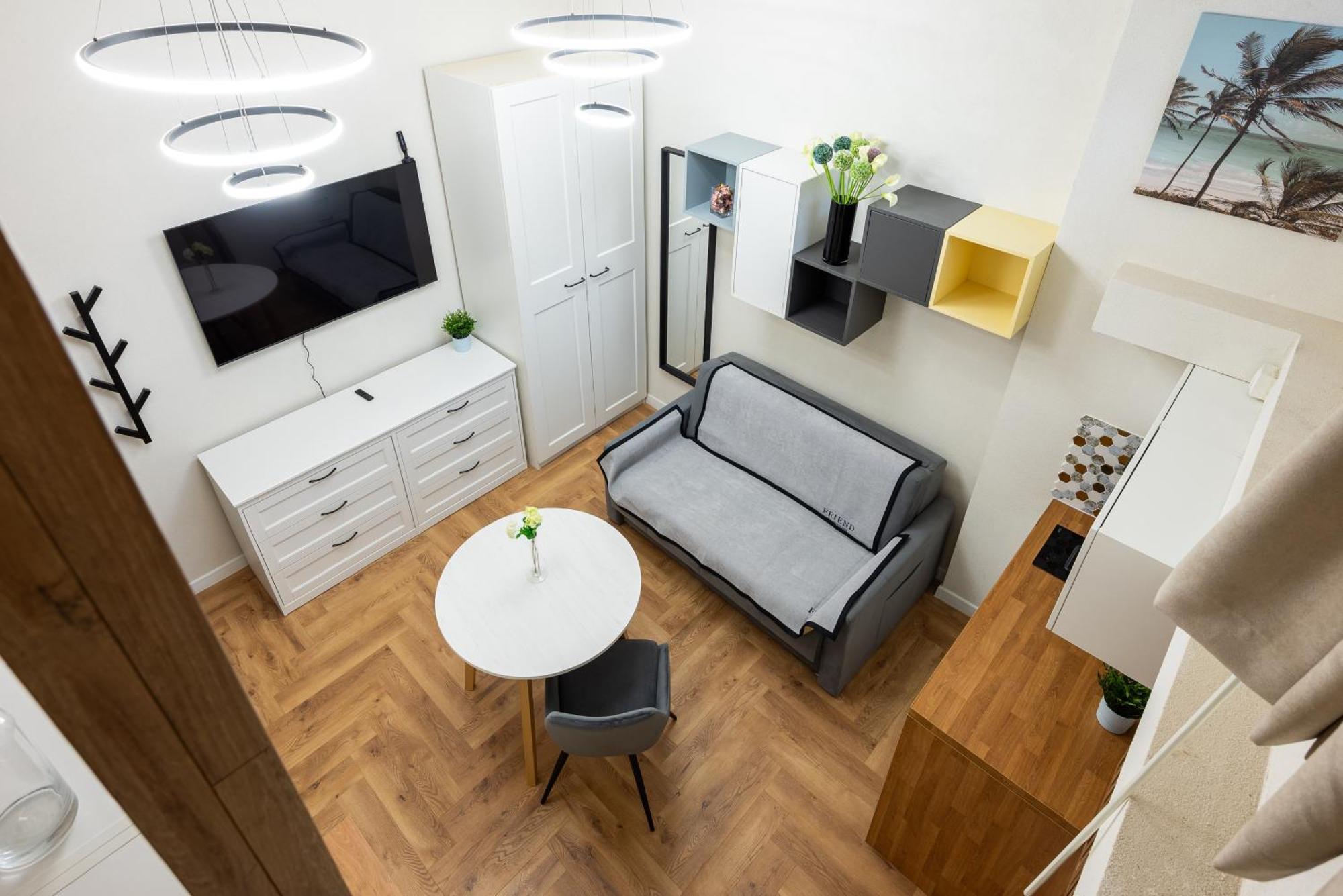 Apartment Humblebee Nest Muranow