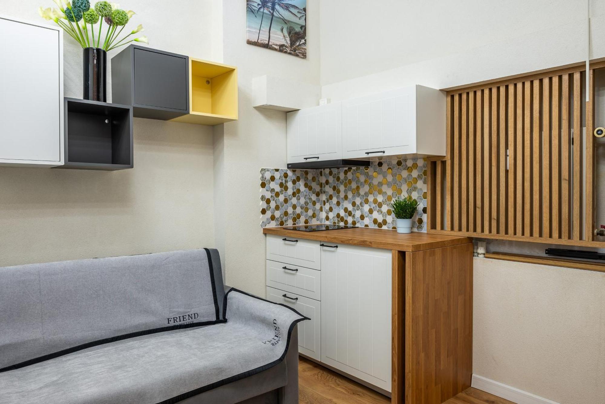 Humblebee Nest Muranow Warsaw