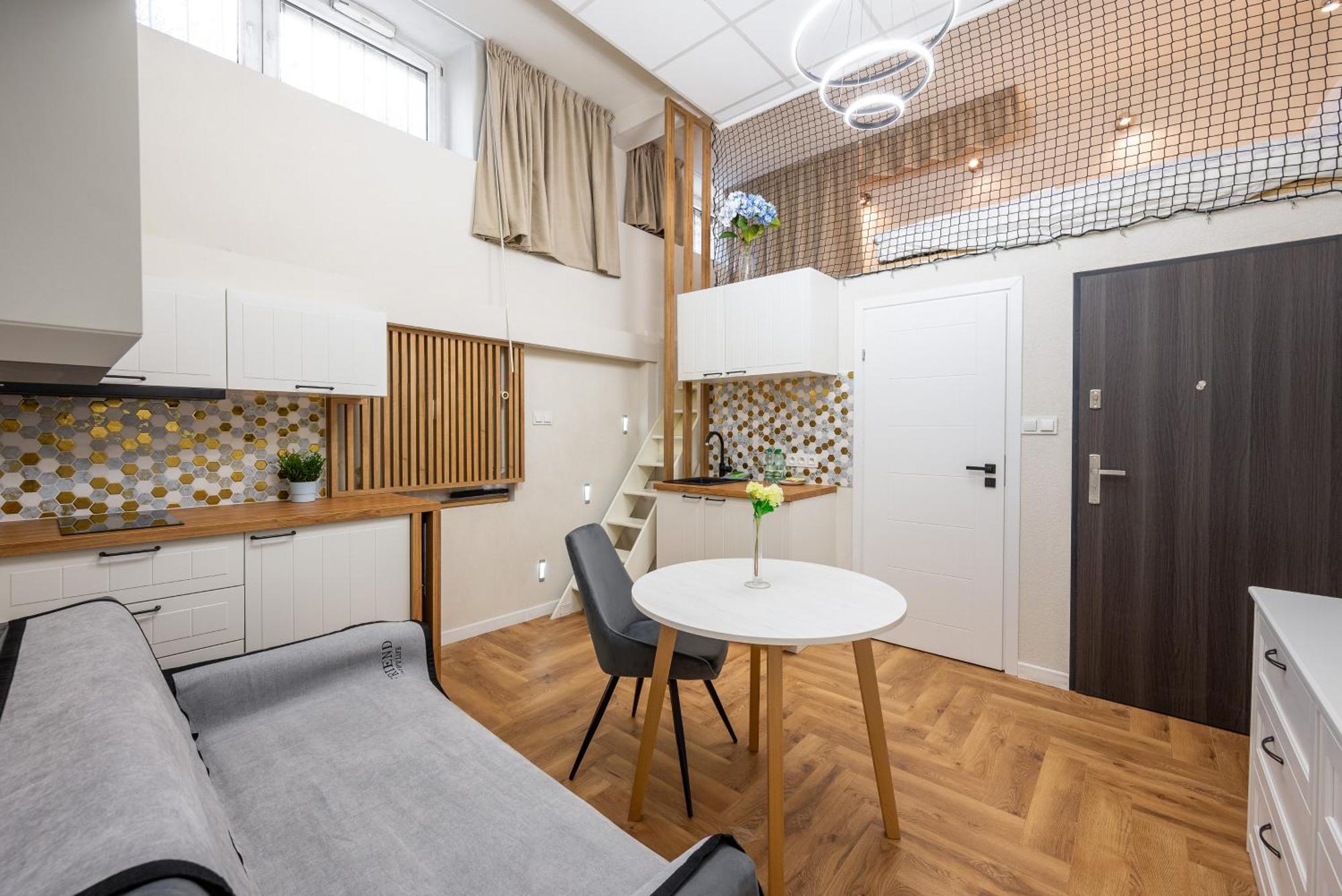 Apartment Humblebee Nest Muranow *