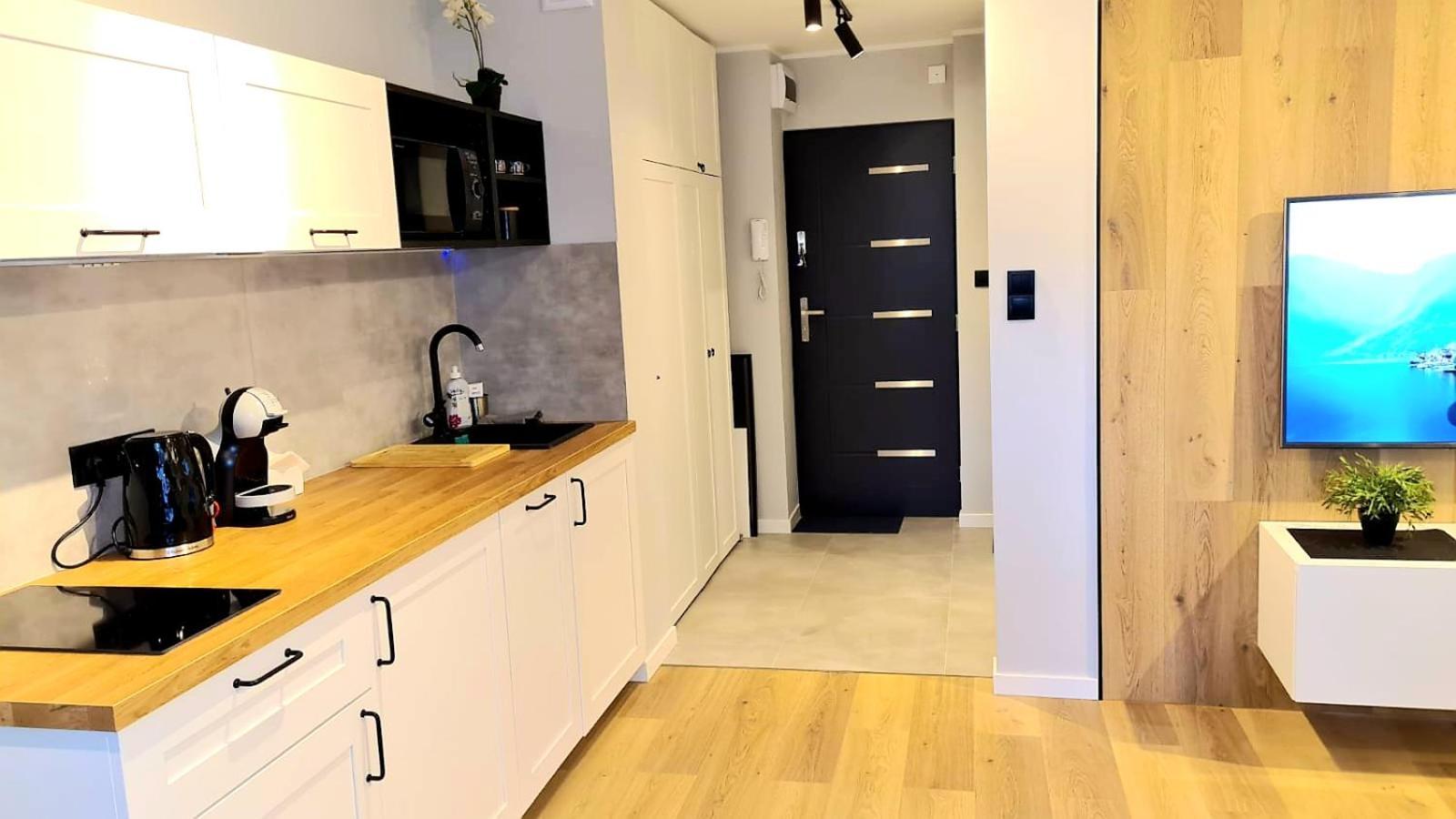 Saska Modern *