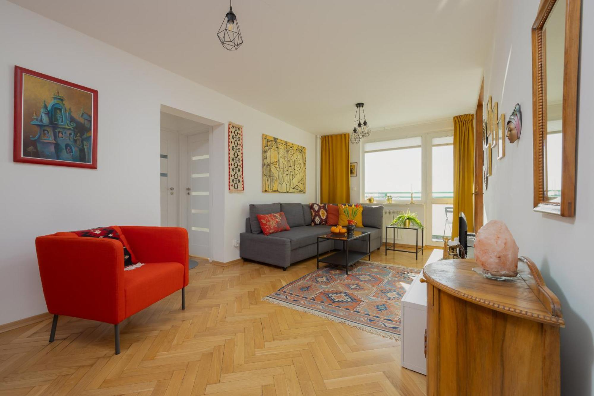 Apartment Autumn With Balcony And Two Bedrooms By Renters