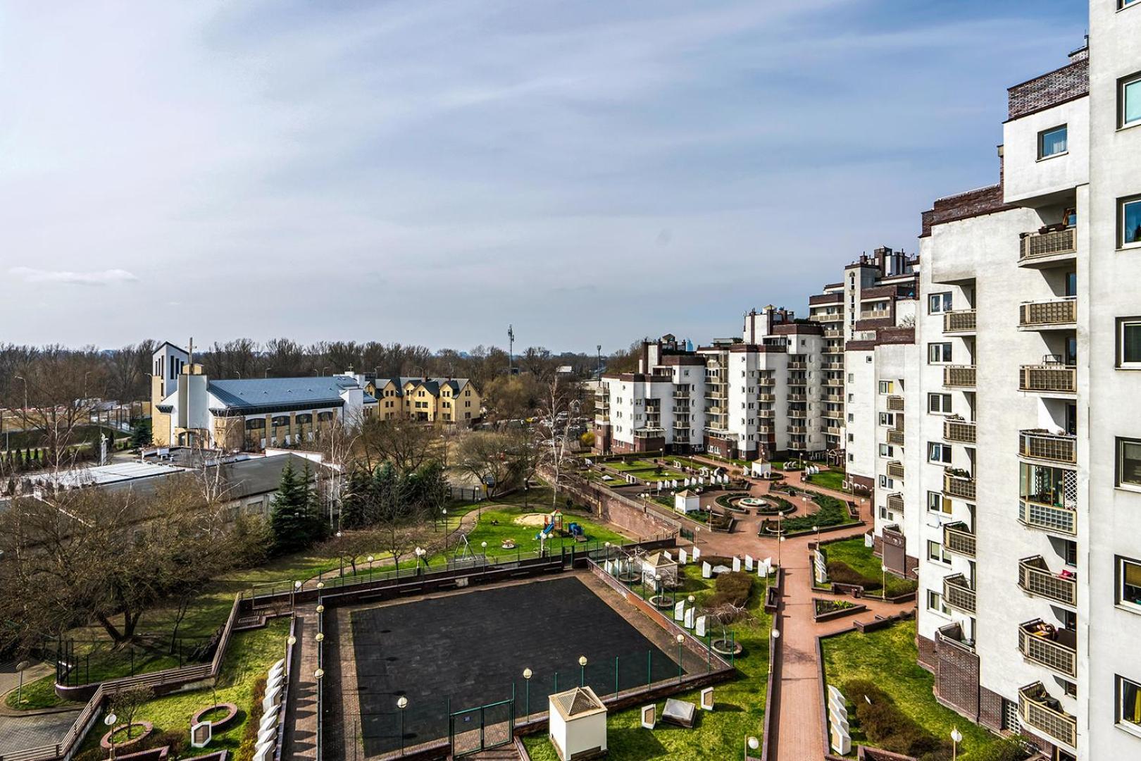 Goclaw Retreat With Balcony - River & Park Nearby - By Rentujemy *