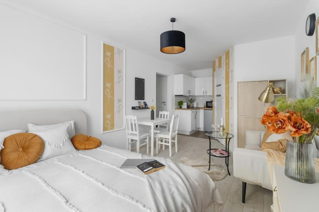 Apartment Air-conditioned Downtown Oasis On Foot To Station Metro Smarttv Wifi