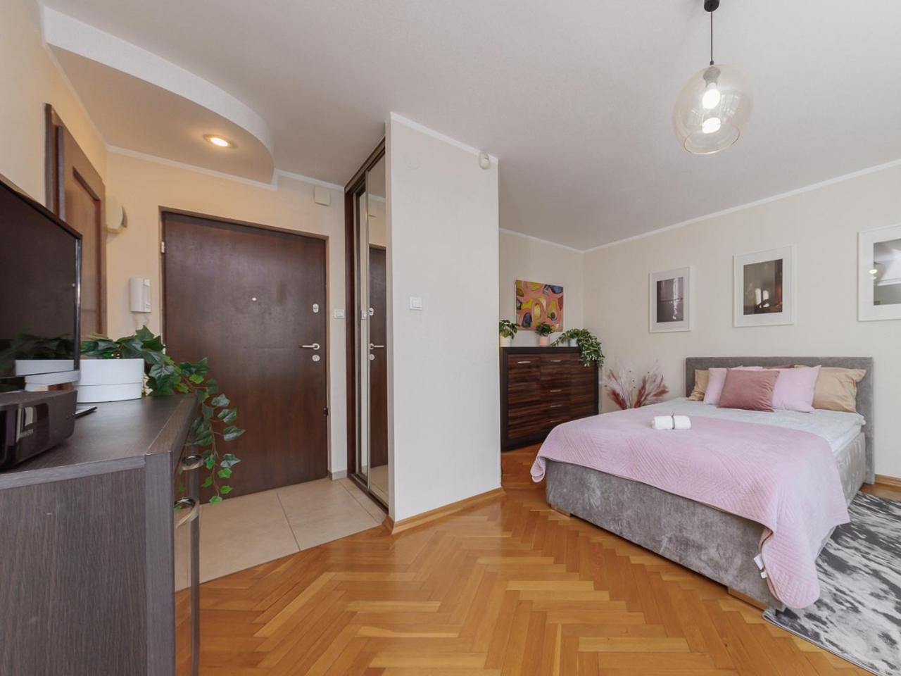 Cardamon Center Apartment