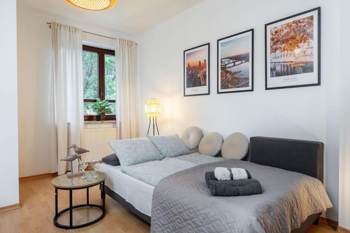 Superb Place To Live Saska Kepa Apartament