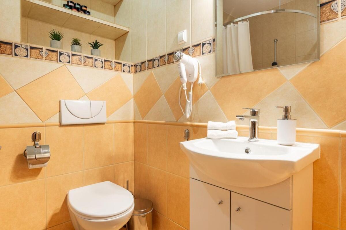 Apartament Superb Place To Live Saska Kepa Warszawa