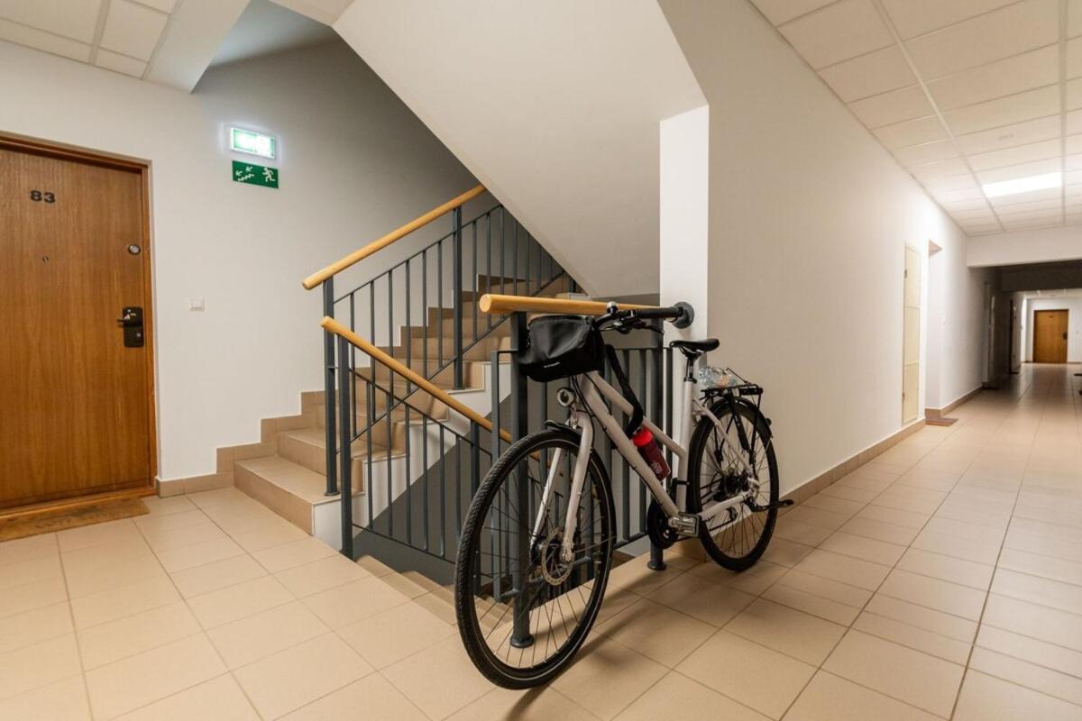 Superb Place To Live Saska Kepa Apartament