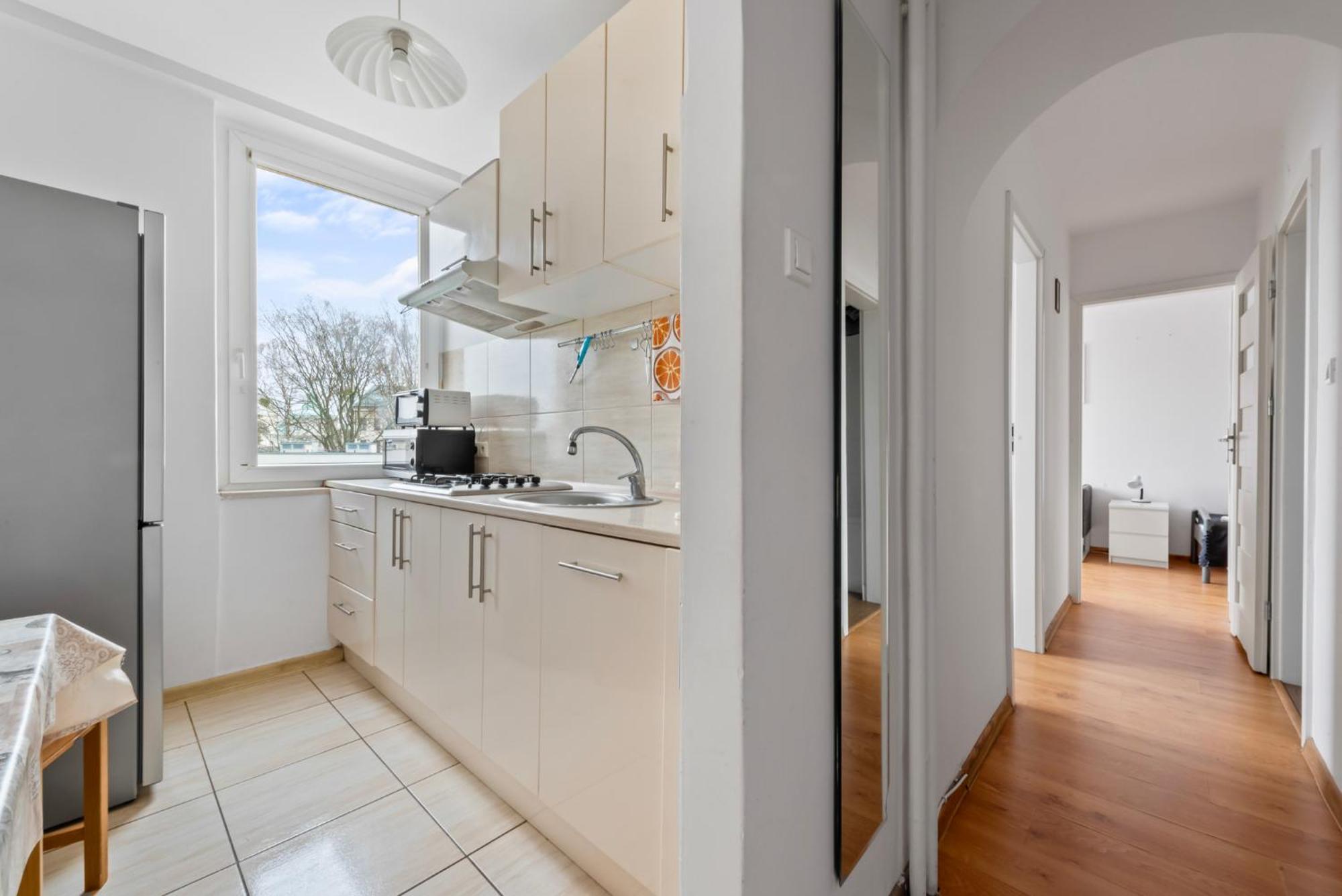 Apartment Quiet 3-bedroom Flat. Old Town.