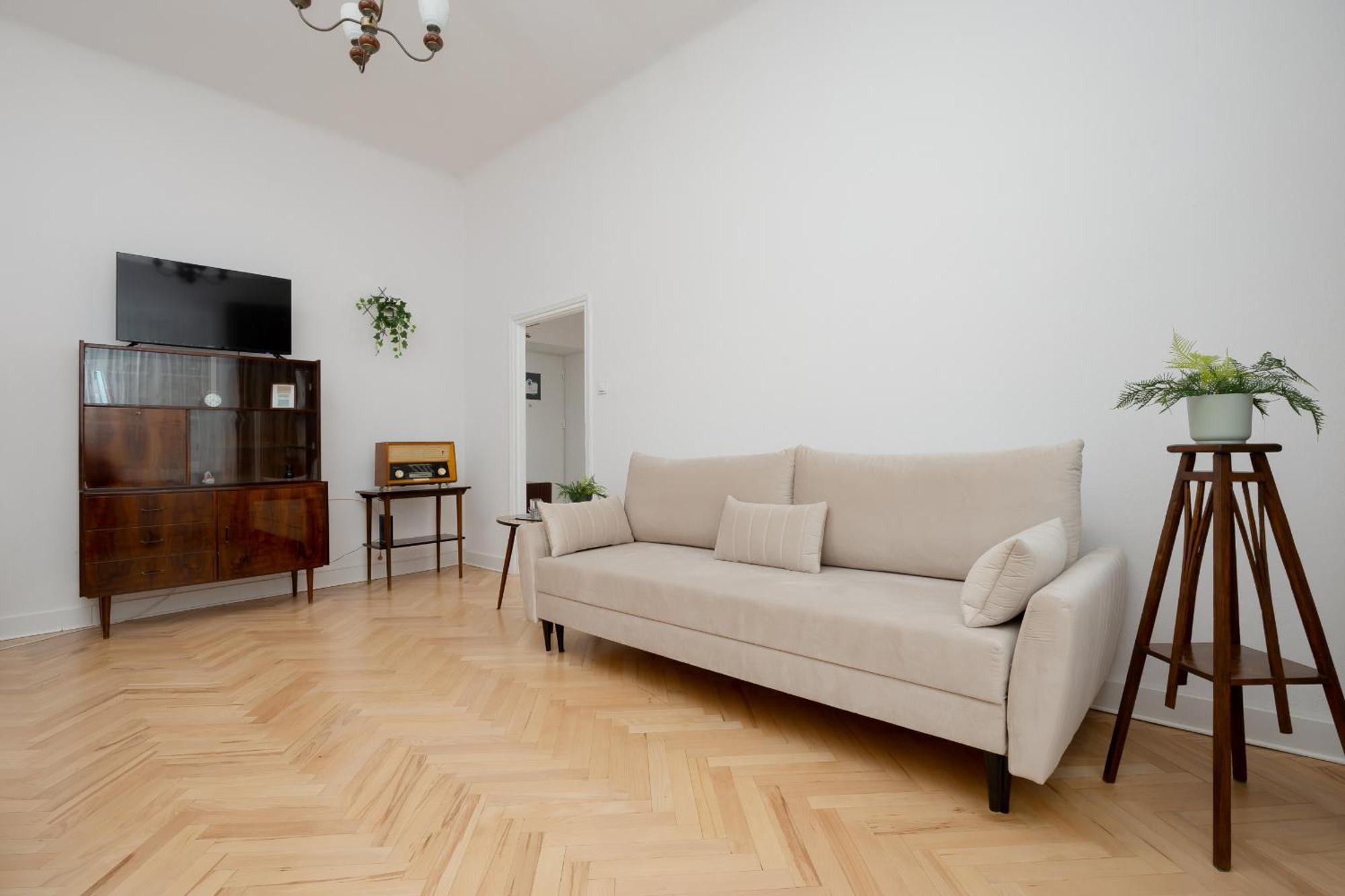 Apartment Spacious Vintage 1930's Inspired By Renters Warsaw