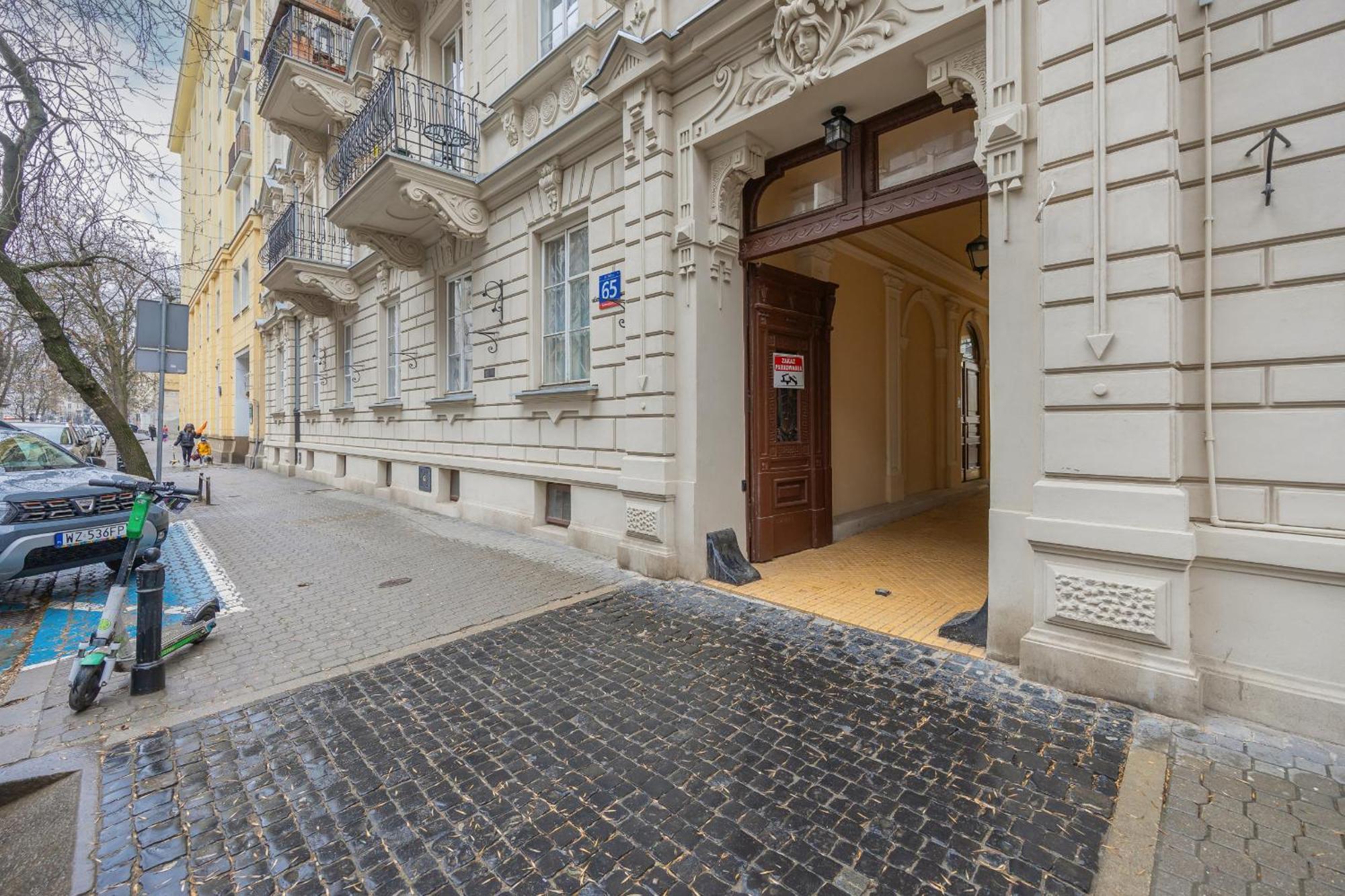 Spacious Vintage 1930's Inspired By Renters * Warsaw