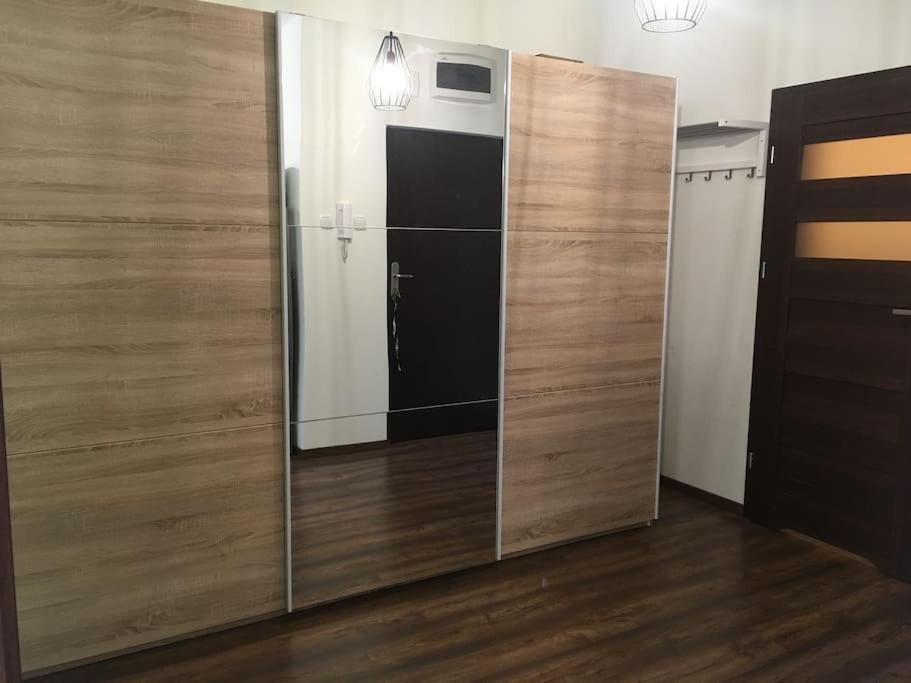 Cichy Apartament, Doskonala Komunikacja, Parking. Warsaw