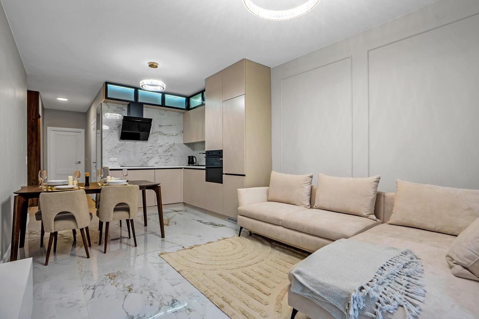 Apartment Airport - Private Terrace & Parking - By Rentujemy Warsaw