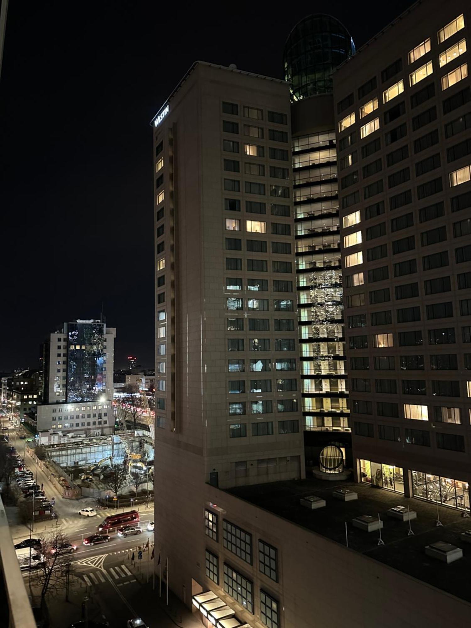 Centrum Warszawy Pereca Apartamento Varsóvia