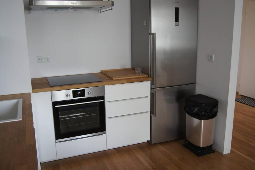 Apartment Cichy, Nowoczesny, Komfortowy Przy Galerii Mokotow Warsaw