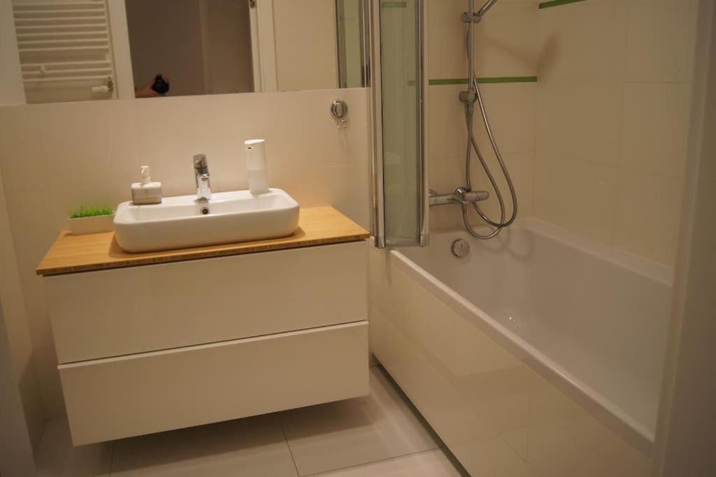 Cichy, Nowoczesny, Komfortowy Przy Galerii Mokotow Apartment