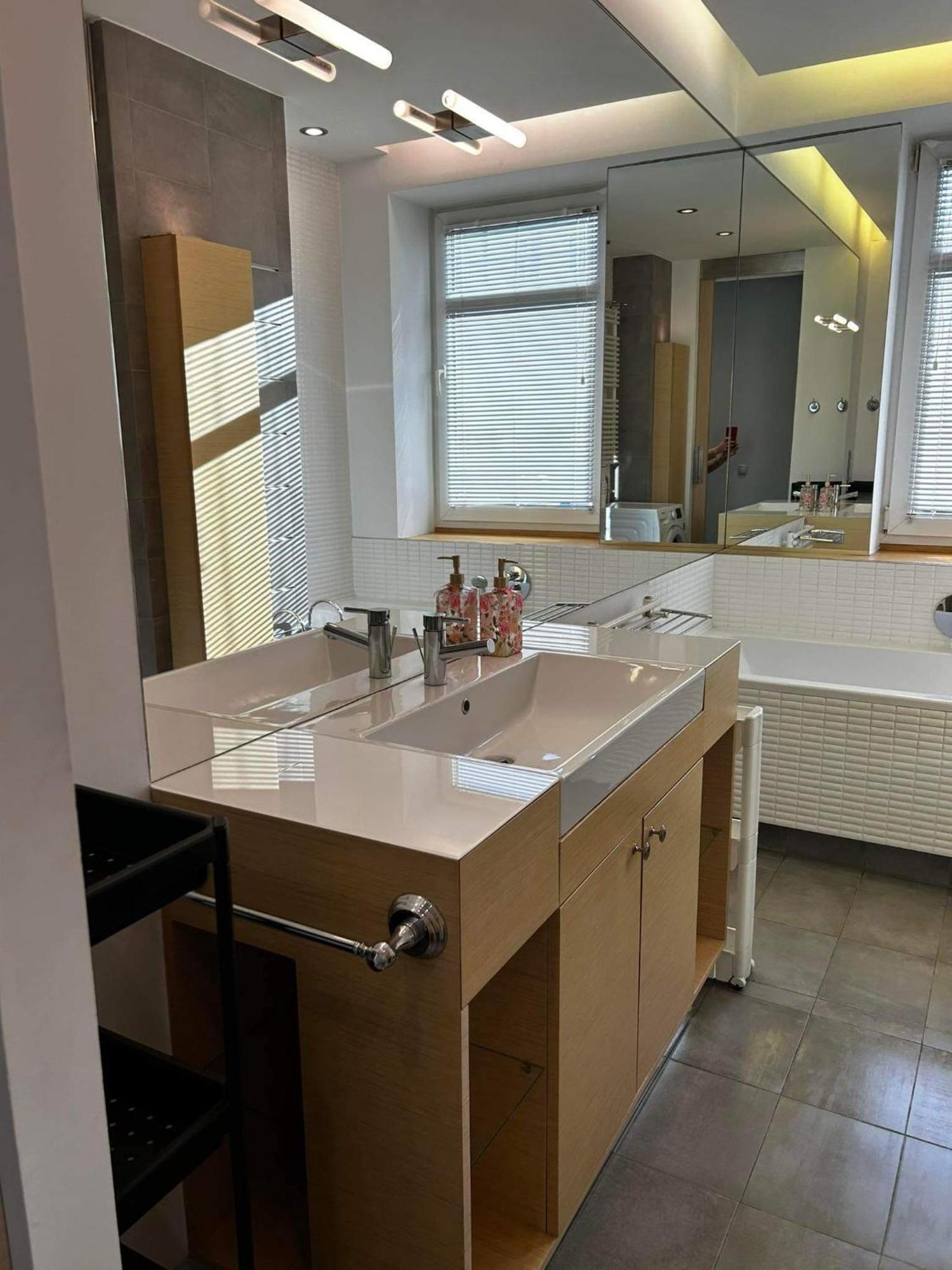 Penthouse Na Wylacznosc - Taras Z Jacuzzi - Stadion Narodowy - Saska Kepa Do 8 Osob Apartamento