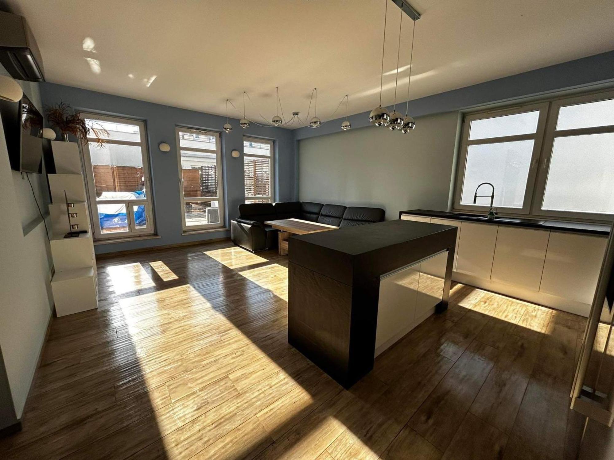 Penthouse Na Wylacznosc - Taras Z Jacuzzi - Stadion Narodowy - Saska Kepa Do 8 Osob Apartamento Varsóvia