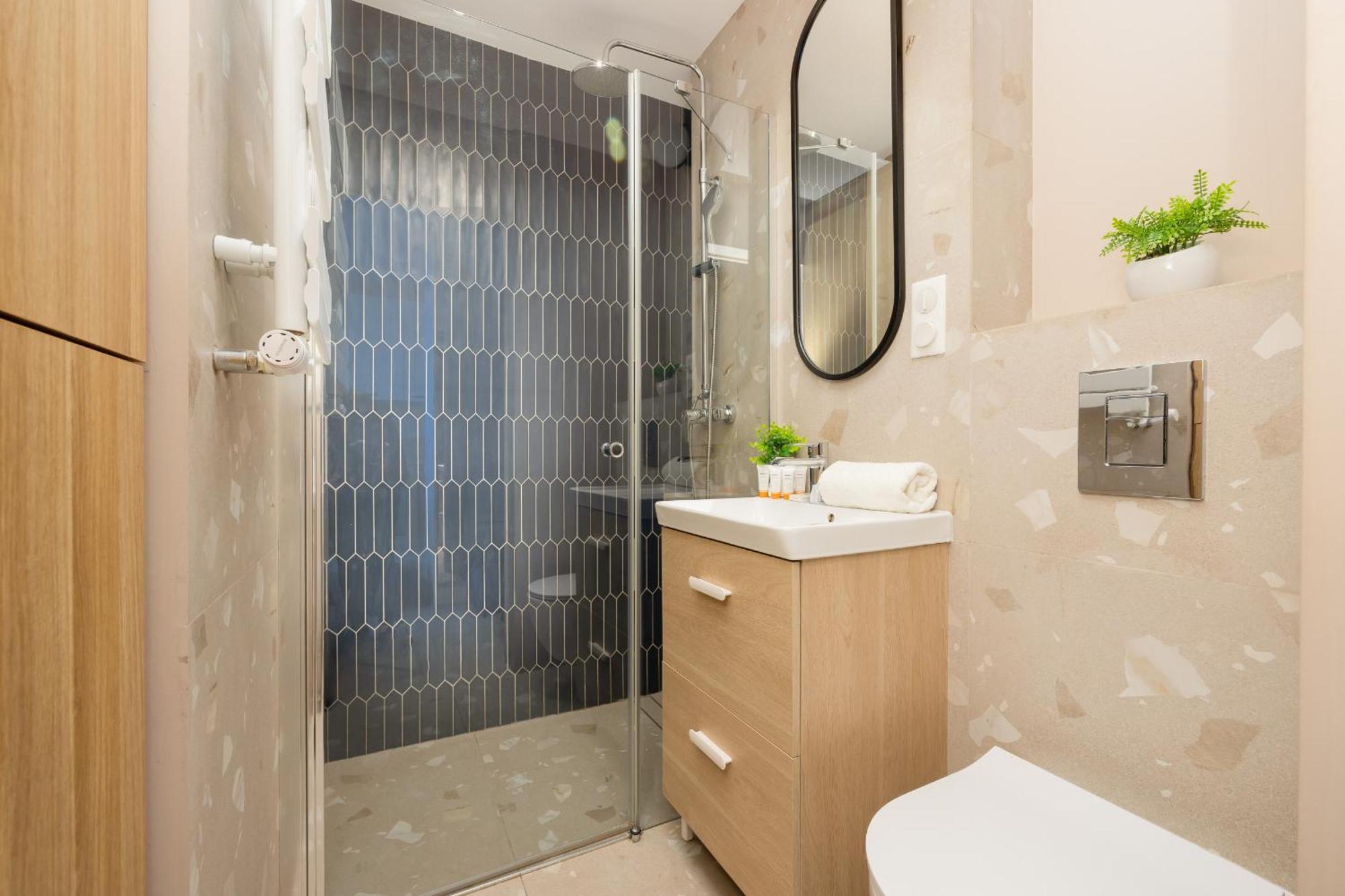 Charming Marszalkowska In The Centre Of By Renters