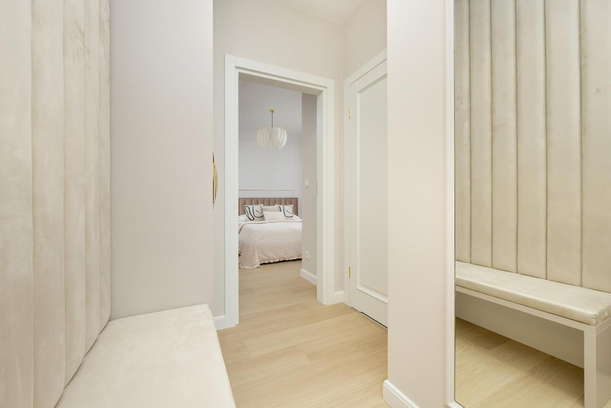 Stylish With Balcony 7th Floor By Renters * Warsaw