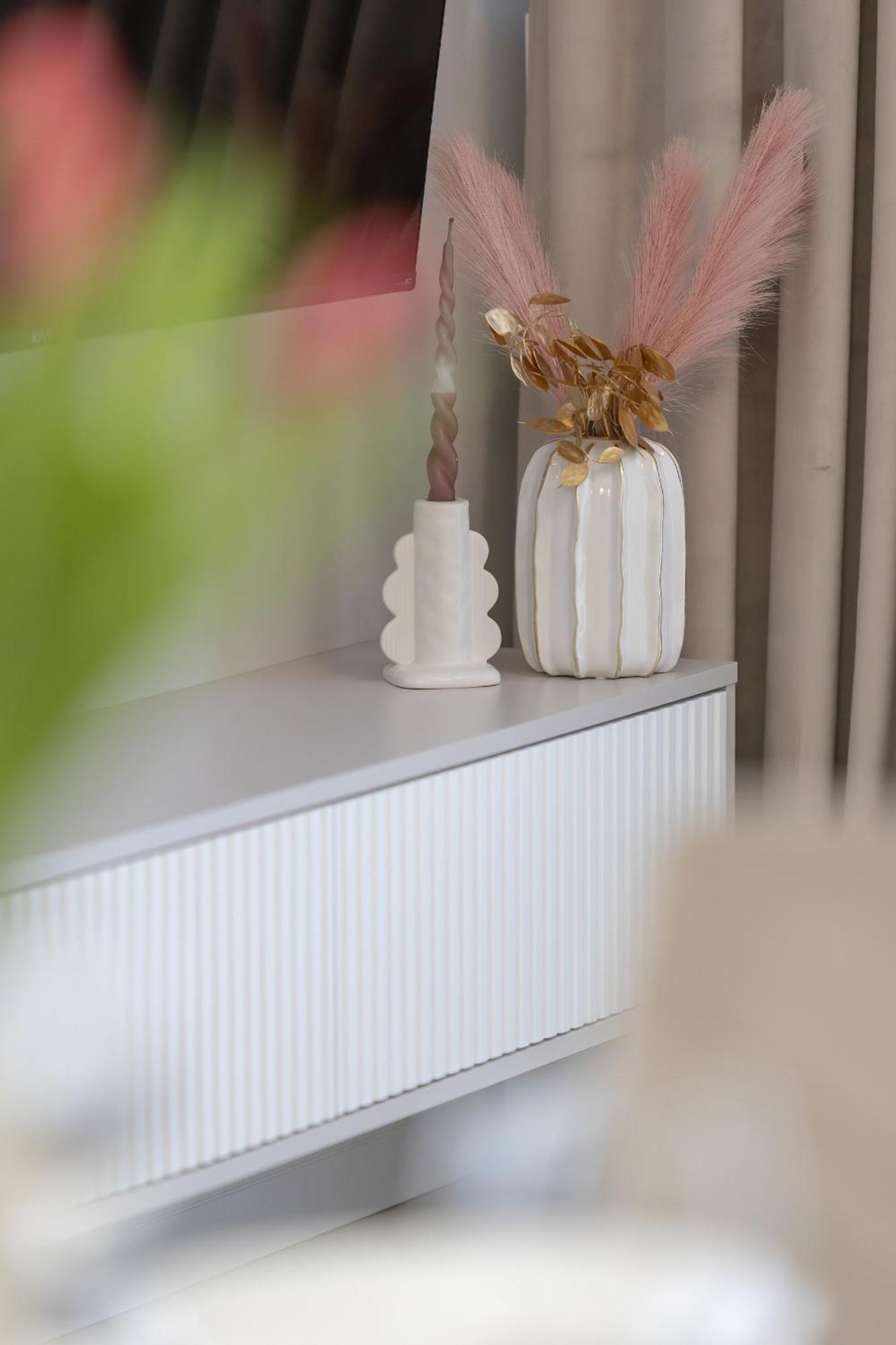 Stylish With Balcony 7th Floor By Renters Warsaw