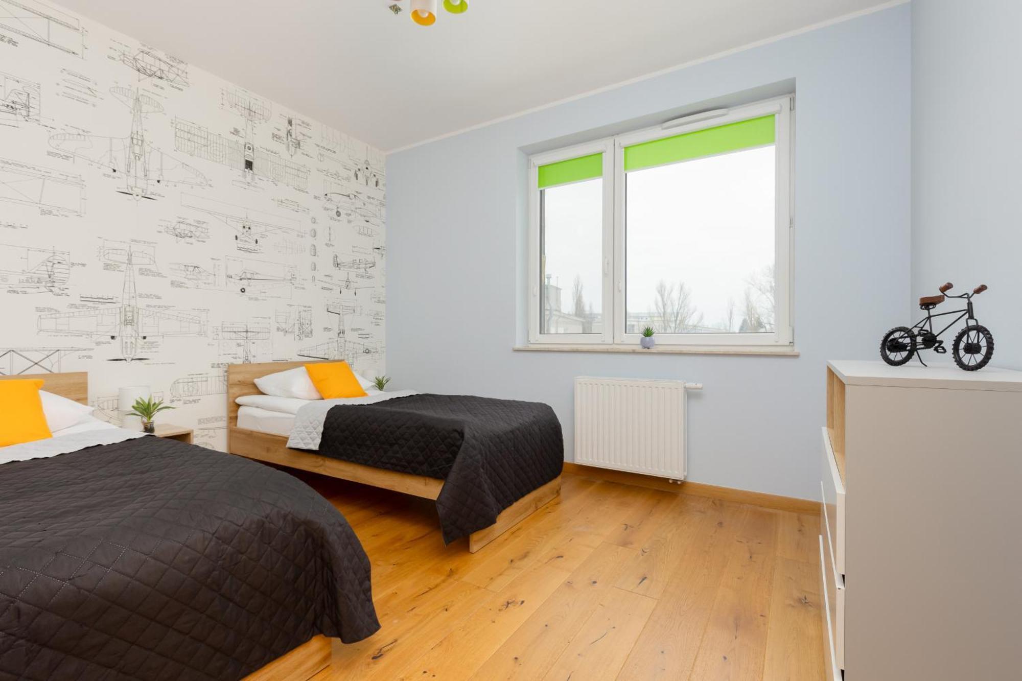 2 Bedroom Beautiful Surroundings Miedzyborska Street By Renters Apartamento Varsóvia