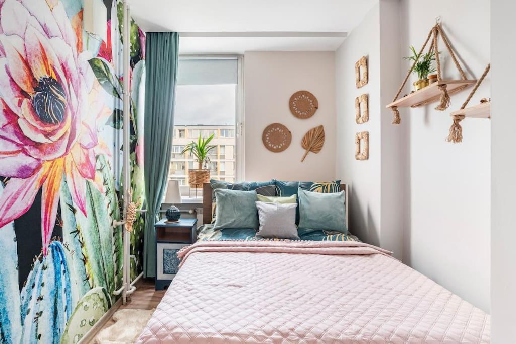 Boho Chic Center *
