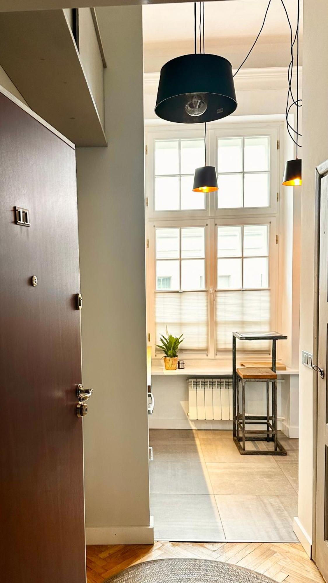 Apartment 4m High In Heart Of Warsaw! *