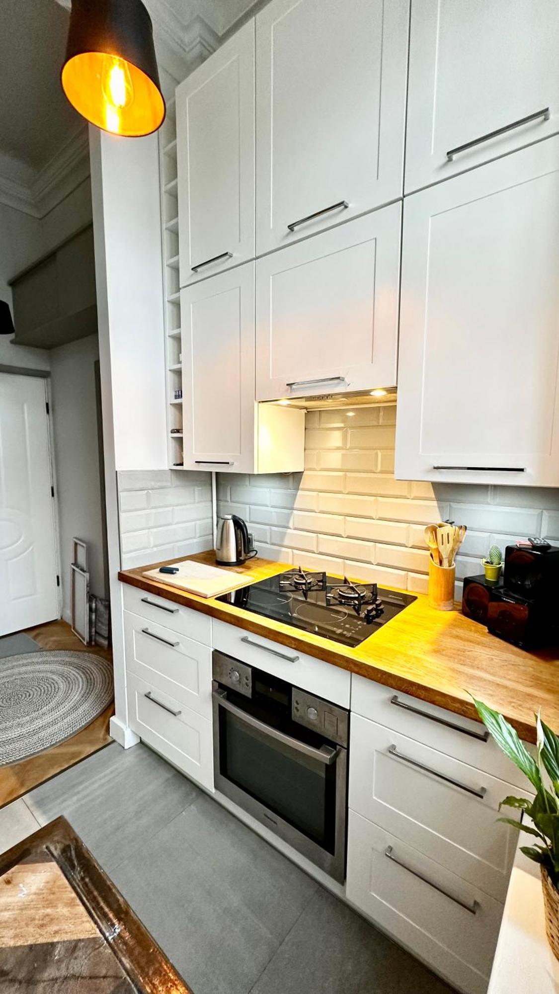 Apartment 4m High In Heart Of Warsaw!
