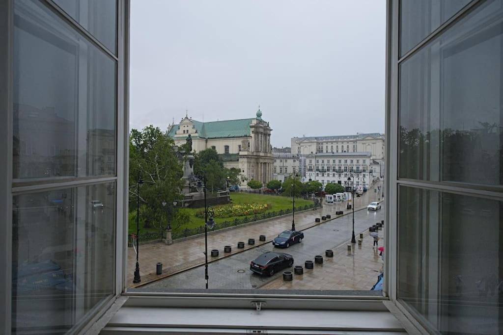 Place*unique Royal Route View*4 Bedrooms*6beds * Warsaw