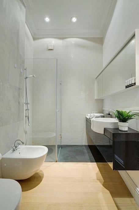 Place*unique Royal Route View*4 Bedrooms*6beds Apartment *