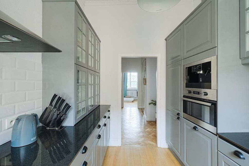 Place*unique Royal Route View*4 Bedrooms*6beds Apartment