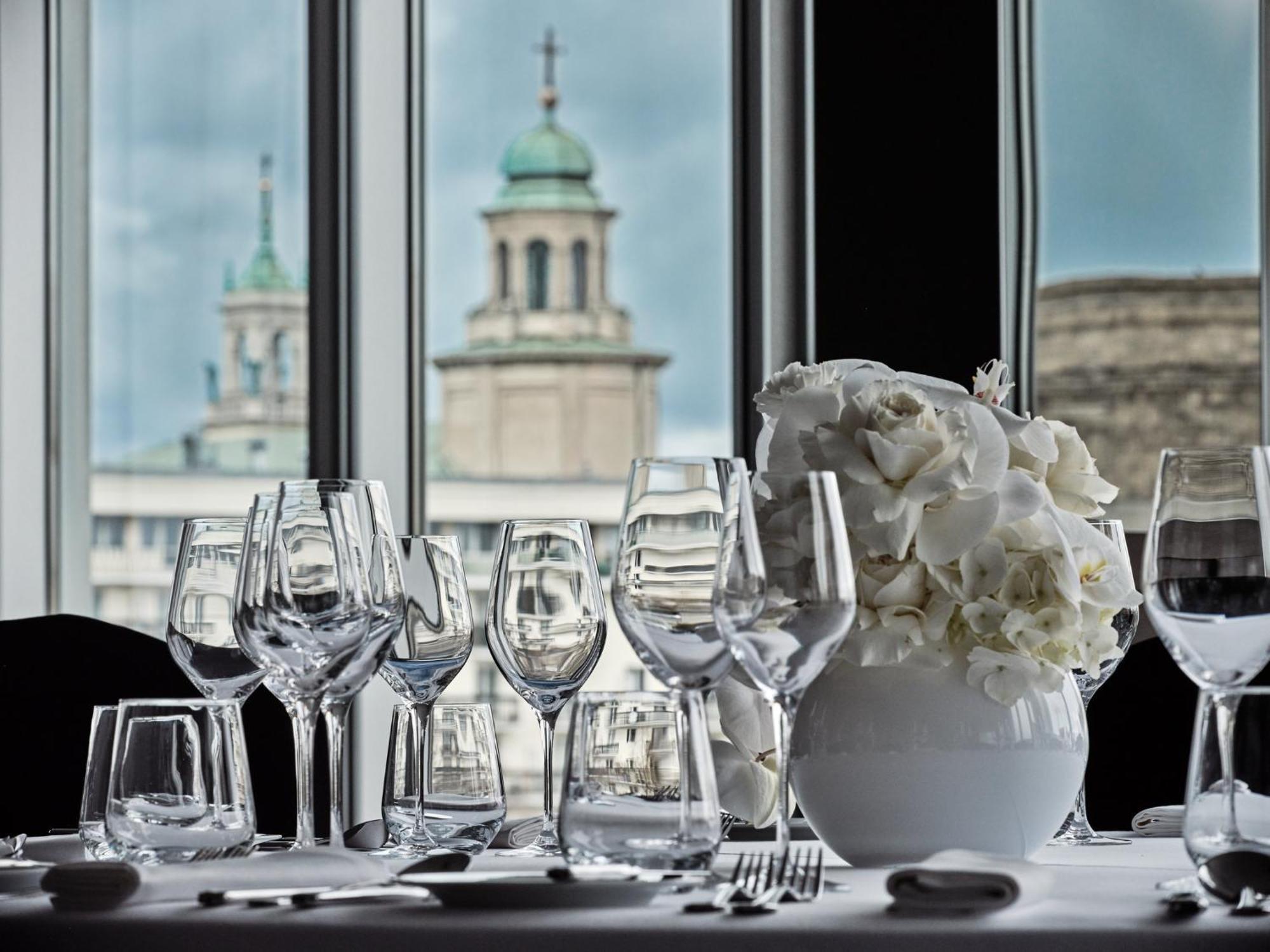 Intercontinental By Ihg Hotel Warsaw
