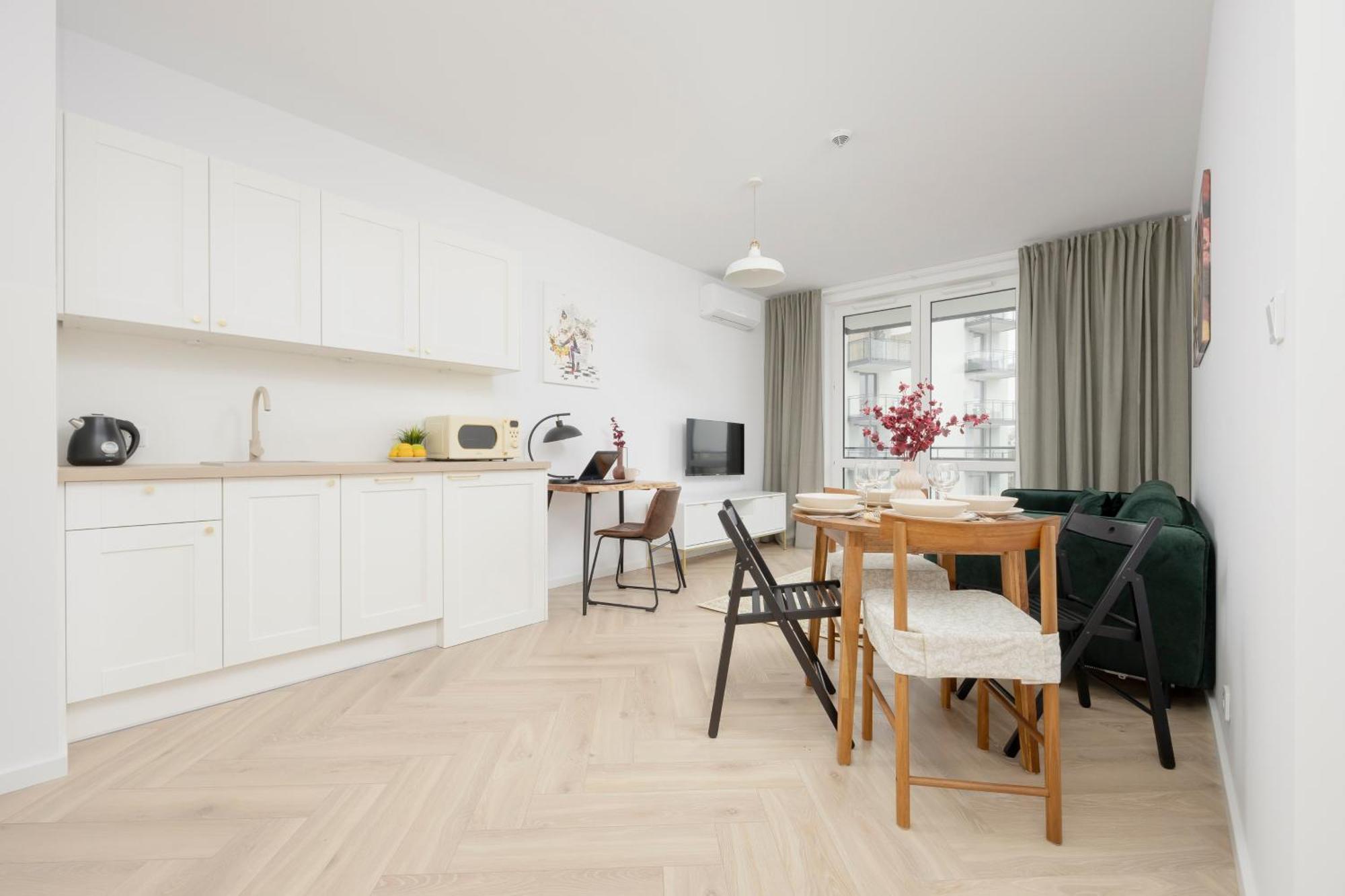 Apartament Modern With Balcony Near Aleje Jerozolimskie By Renters