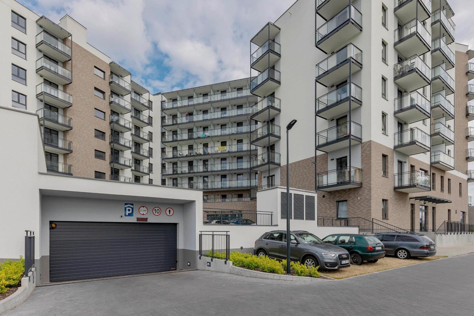 Modern With Balcony Near Aleje Jerozolimskie By Renters Warszawa