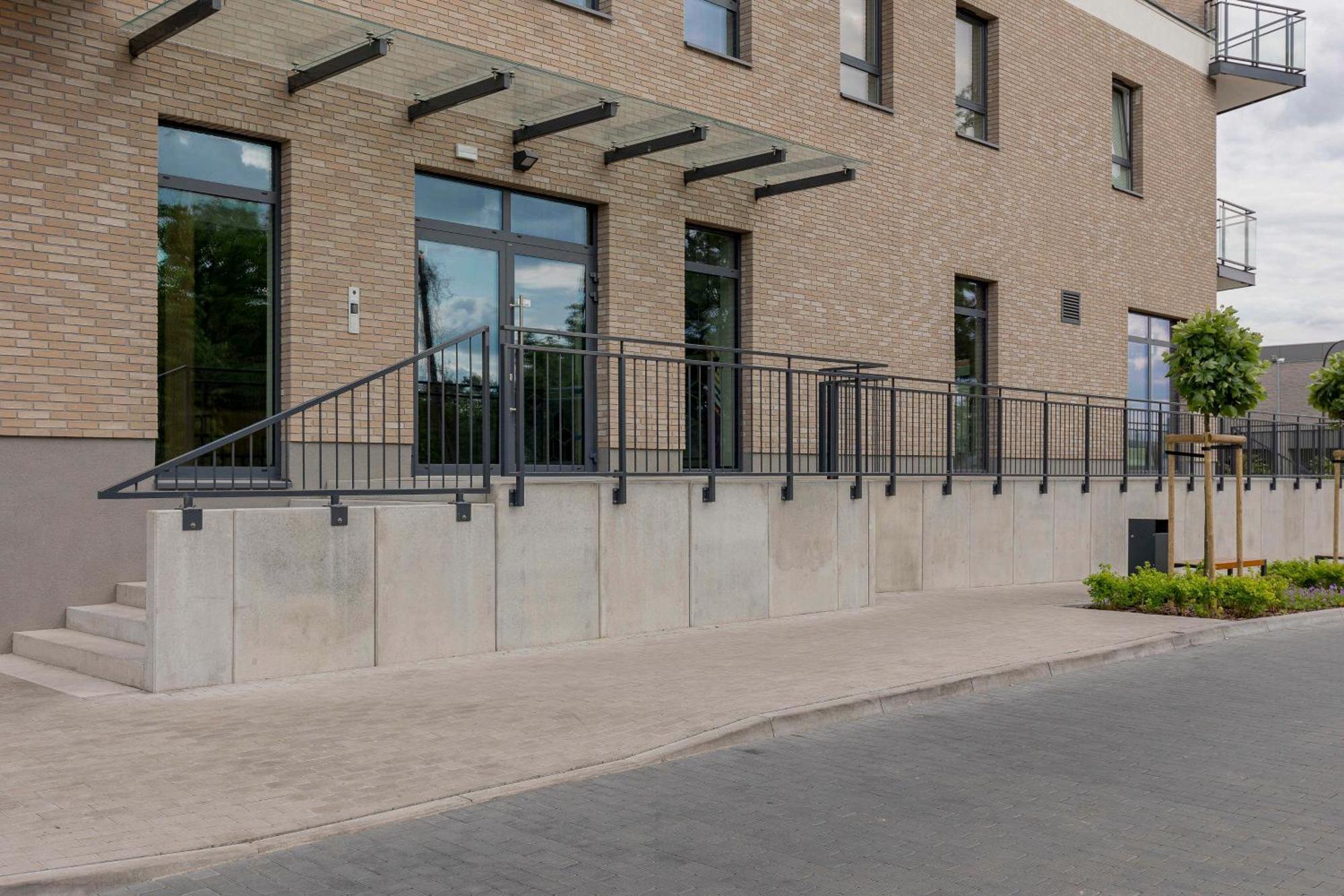 Modern With Balcony Near Aleje Jerozolimskie By Renters Apartament