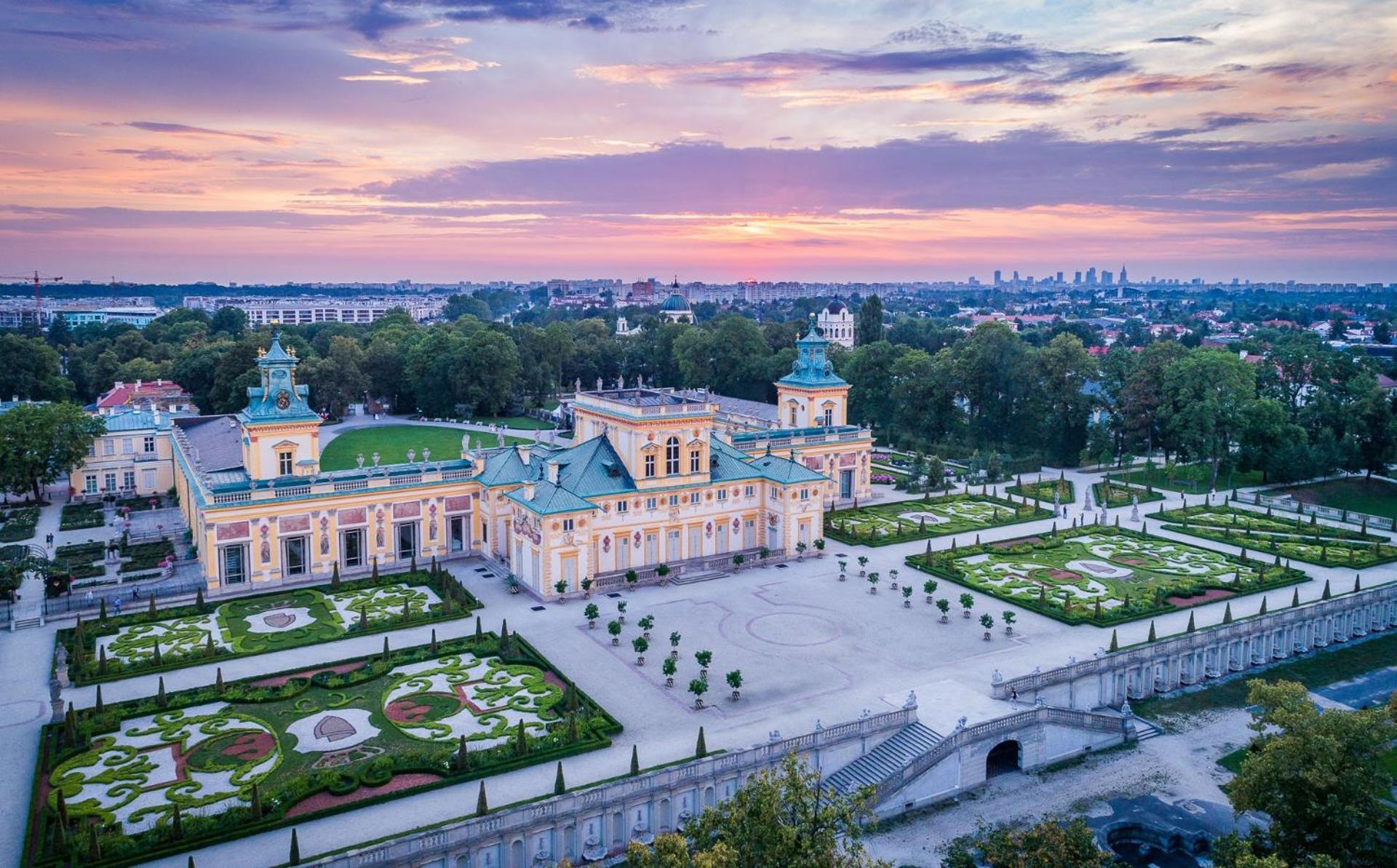 Royal Place 2 Bedrooms Wilanow * Warsaw