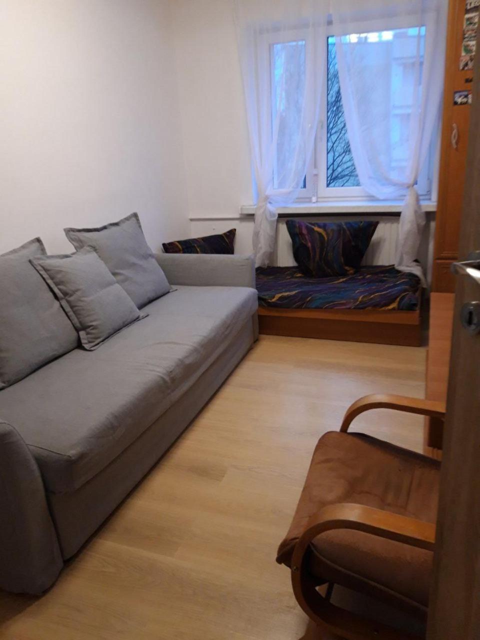 Near Royal Lazienki Park Homestay *