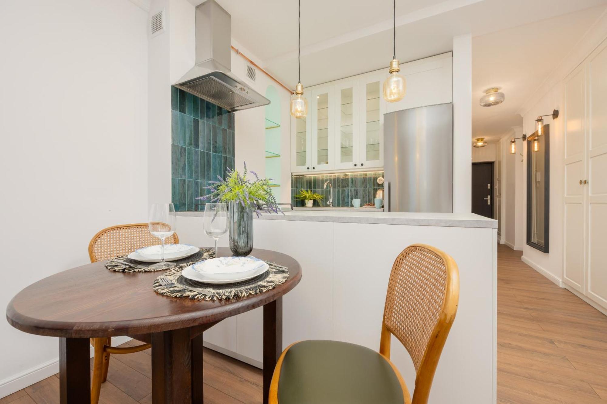 Căn hộ Marszalkowska Stylish With Balcony Center By Renters *